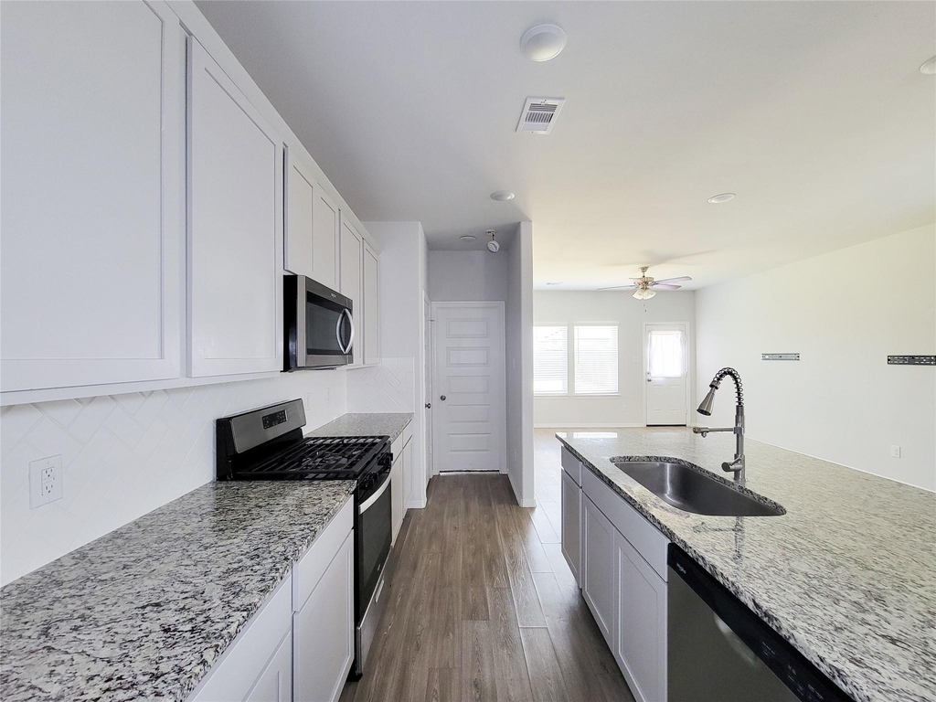 23330 Kinsfolk - Photo 15