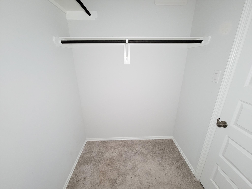 23330 Kinsfolk - Photo 23