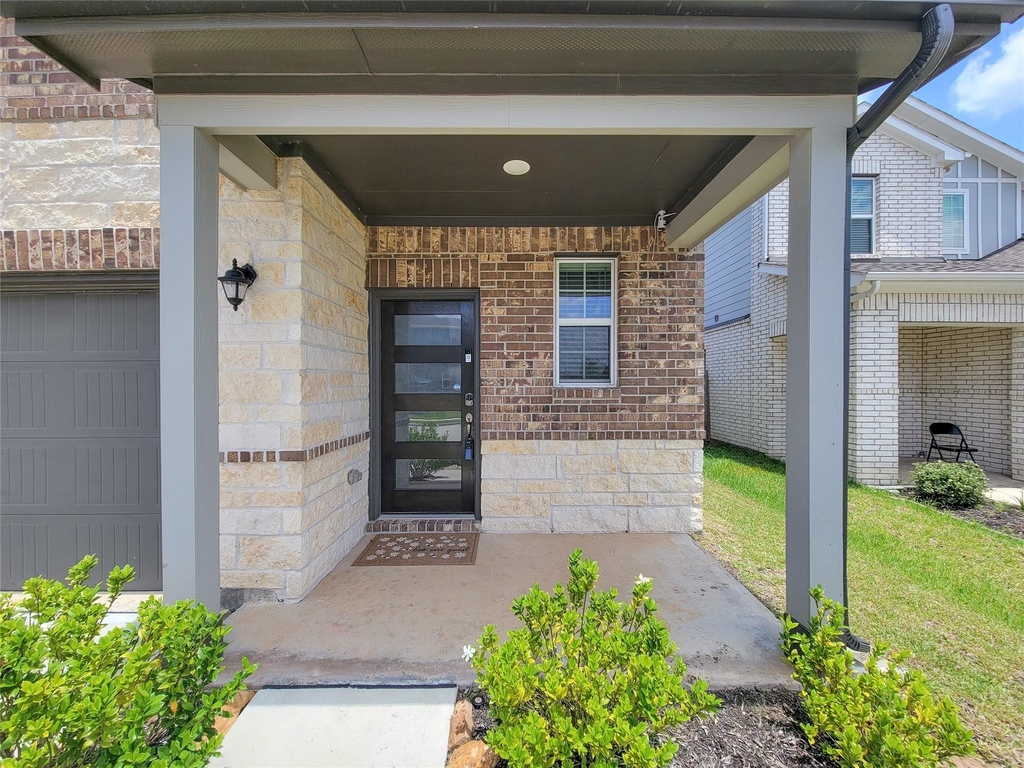 23330 Kinsfolk - Photo 1