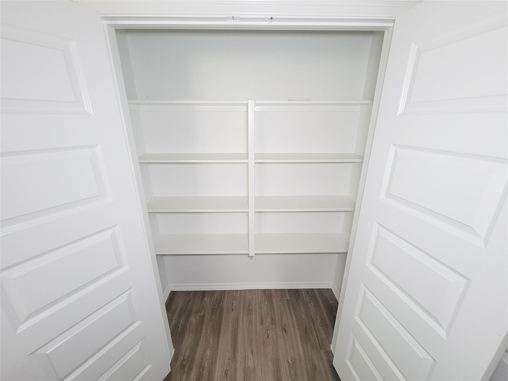 23330 Kinsfolk - Photo 17