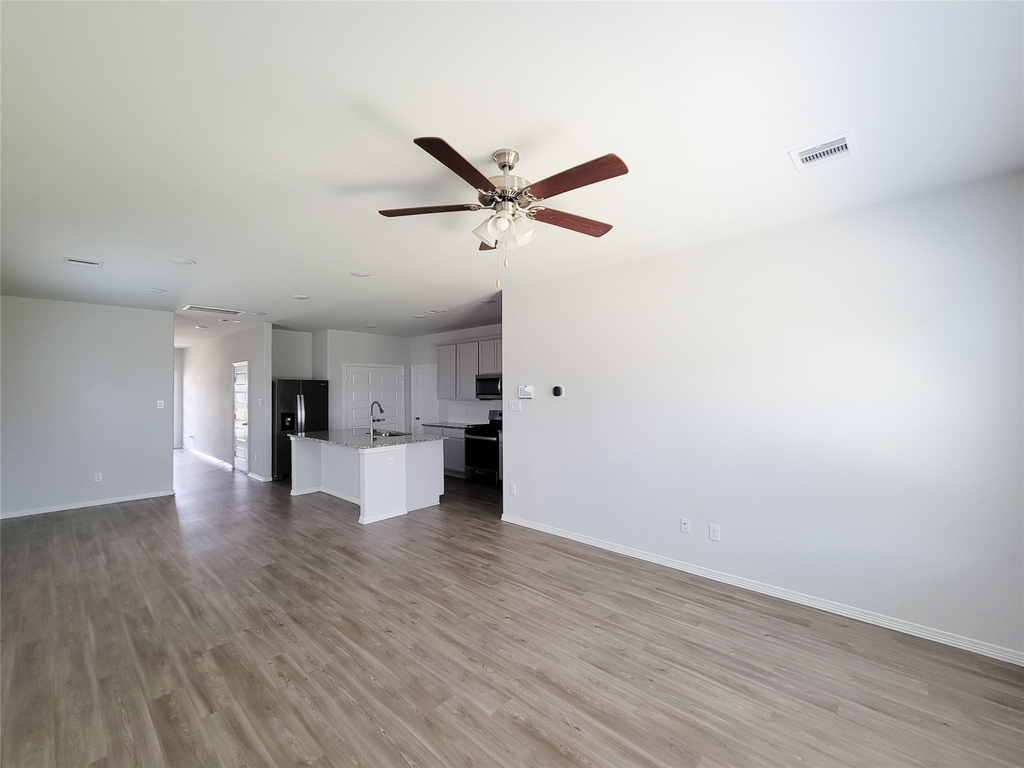23330 Kinsfolk - Photo 10