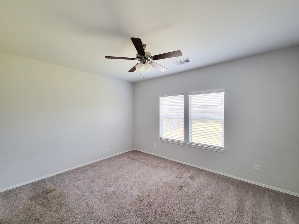 23330 Kinsfolk - Photo 18