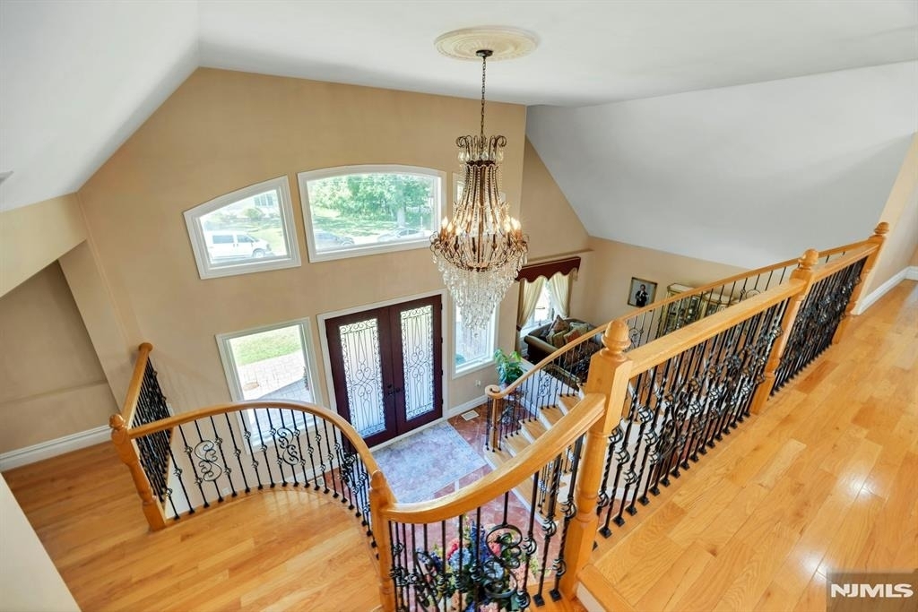252 Mabel - Photo 23
