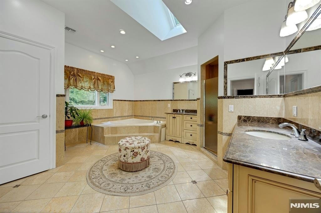 252 Mabel - Photo 30