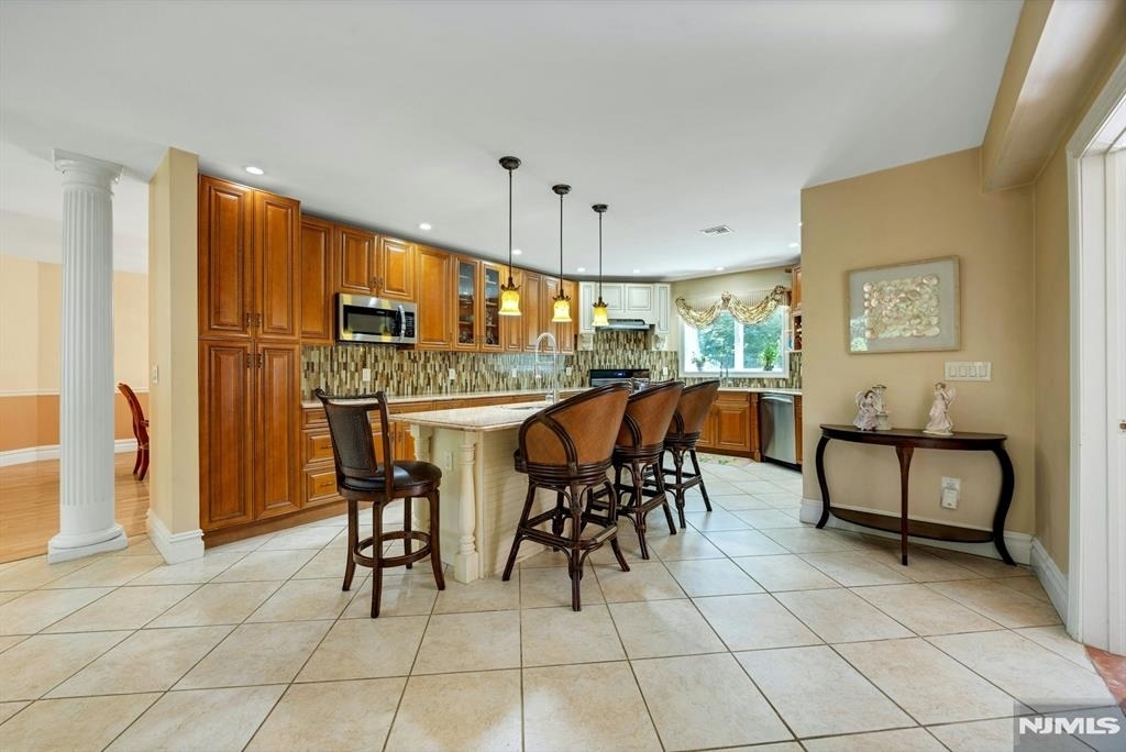 252 Mabel - Photo 13