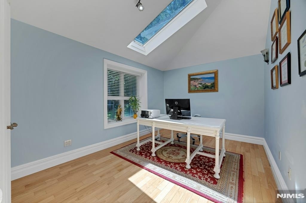 252 Mabel - Photo 20