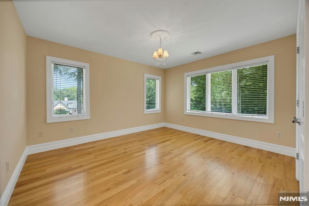 252 Mabel - Photo 36