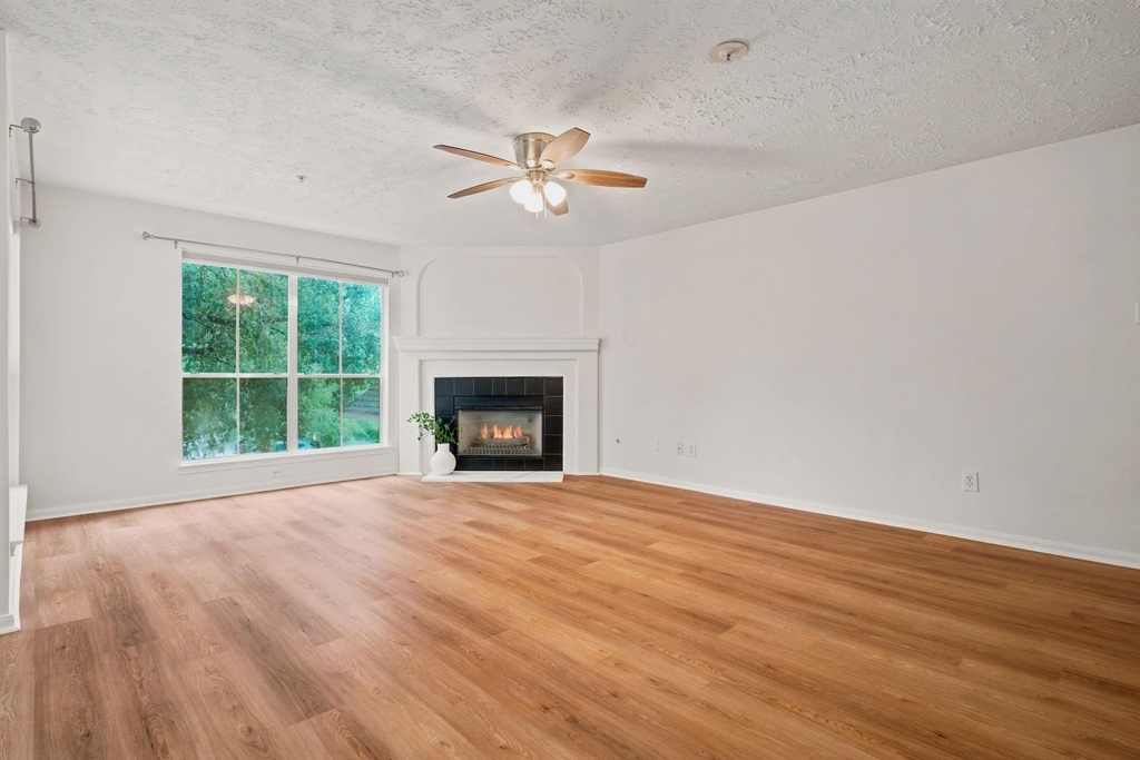 8051 Bay Branch Dr - Photo 3
