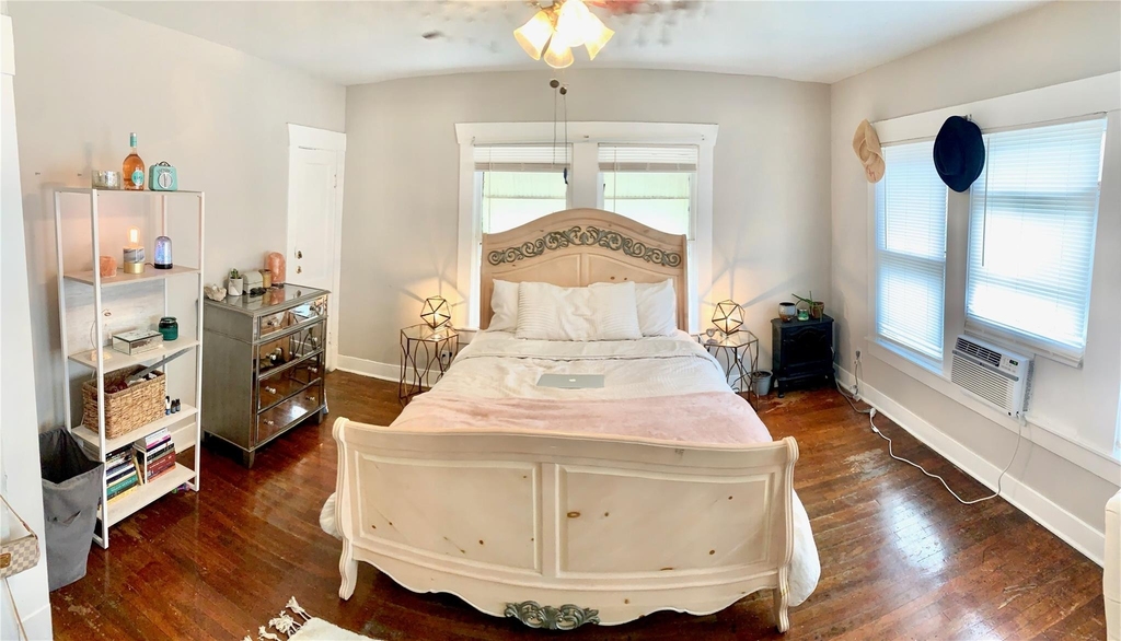 532 Cortlandt Street - Photo 4