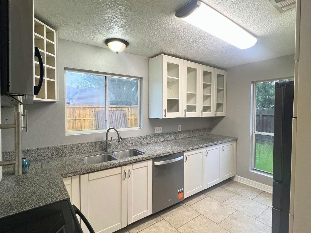 7307 Seminole Street - Photo 2