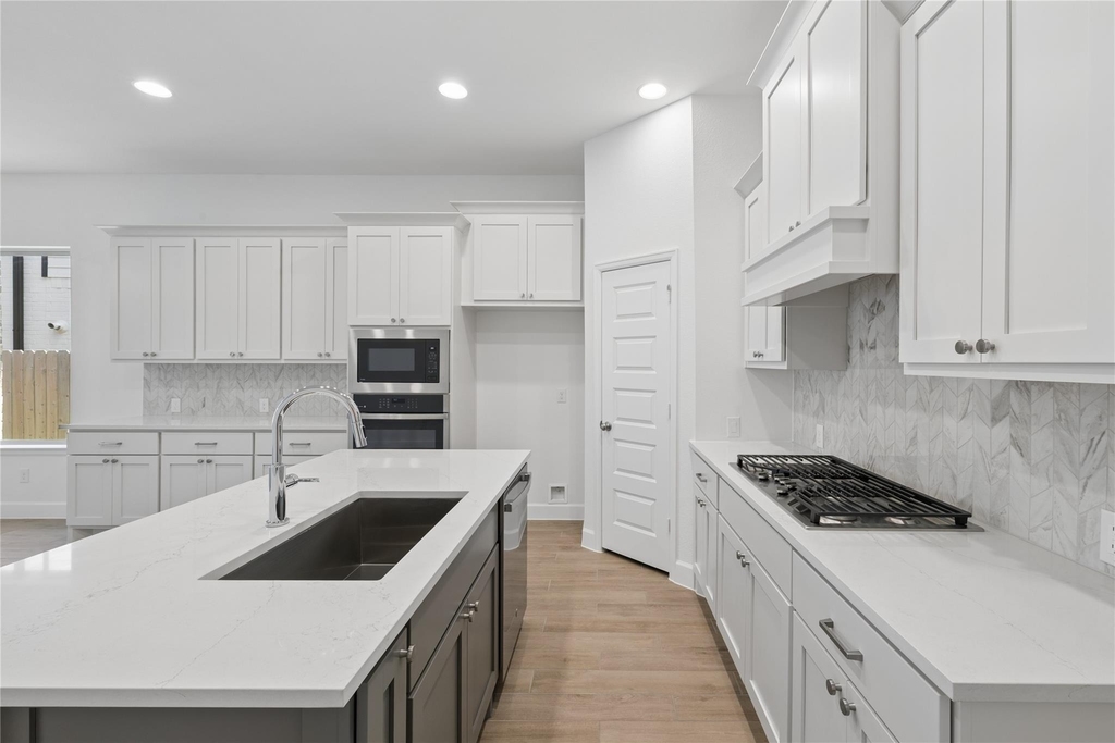 29934 Stony Forest Drive - Photo 9