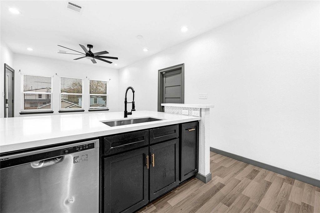 3625 Lydia Street - Photo 10