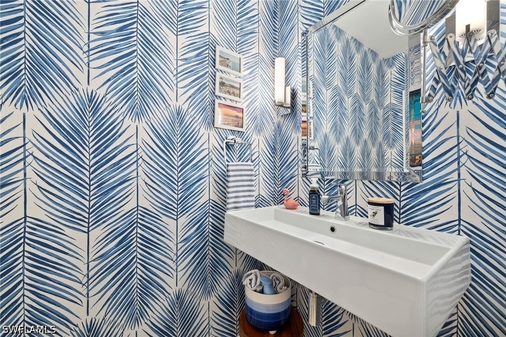 1060 6th Street S - Photo 17