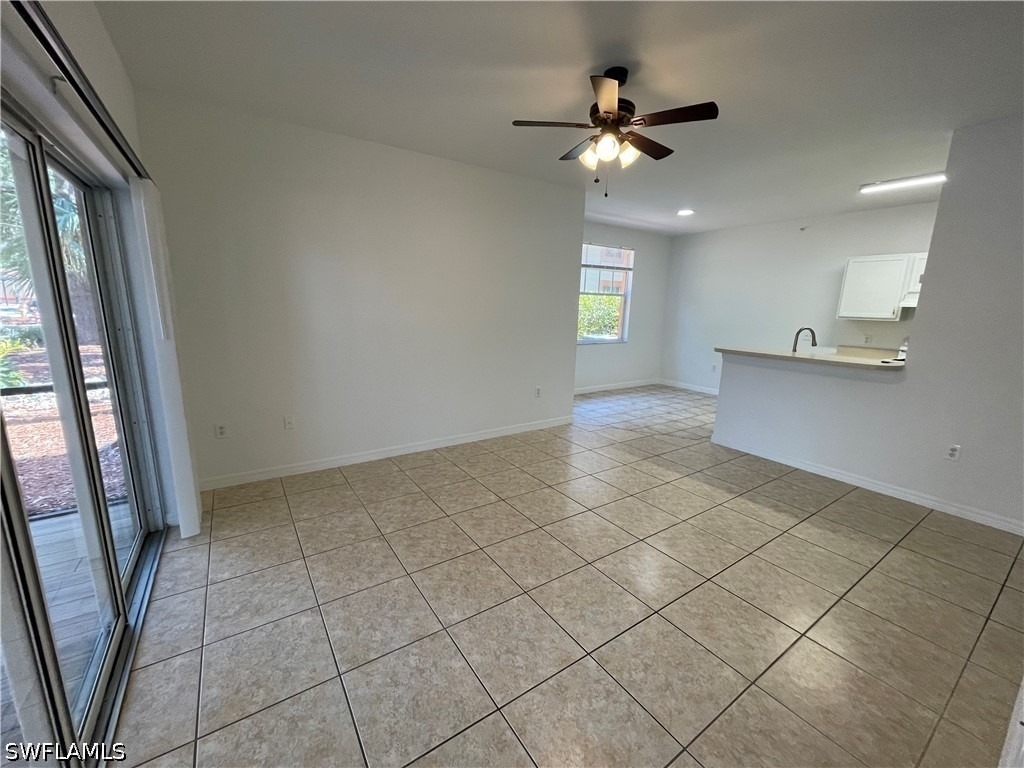 7915 Preserve Circle - Photo 4