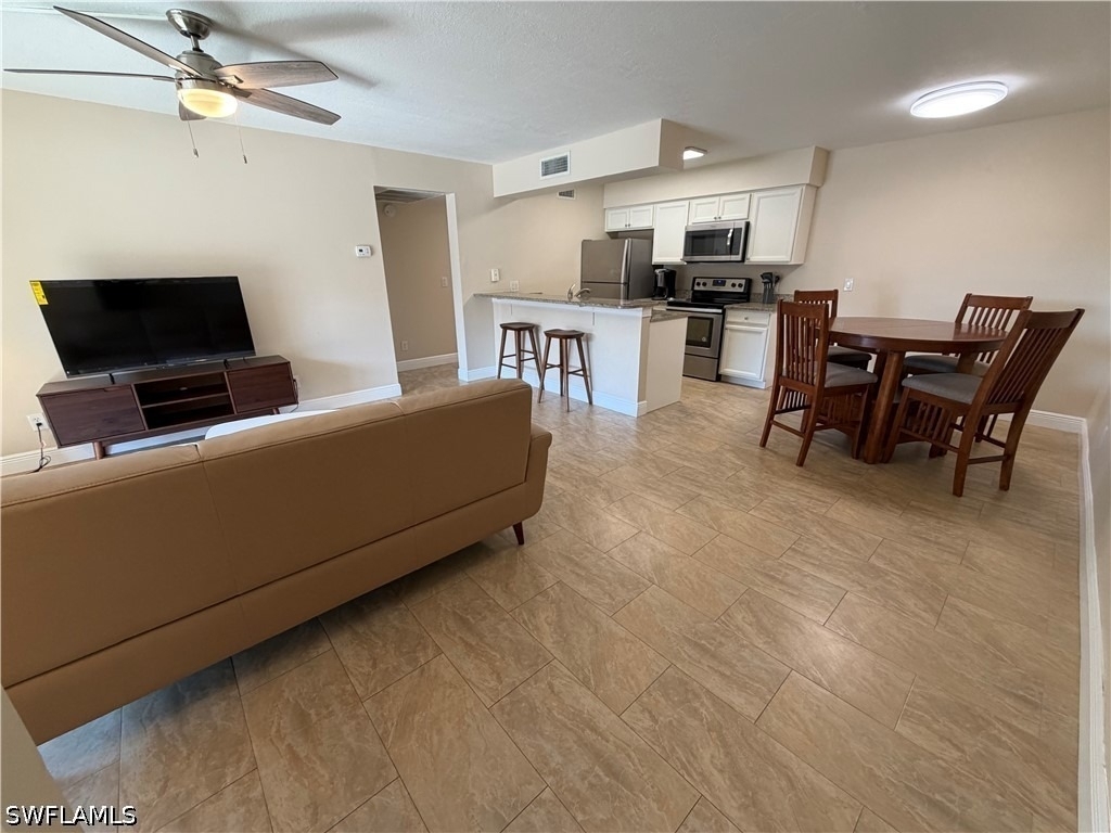 5327 Summerlin Road - Photo 0