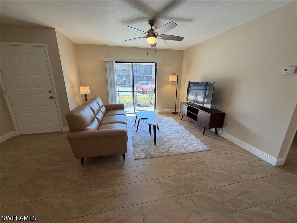 5327 Summerlin Road - Photo 2