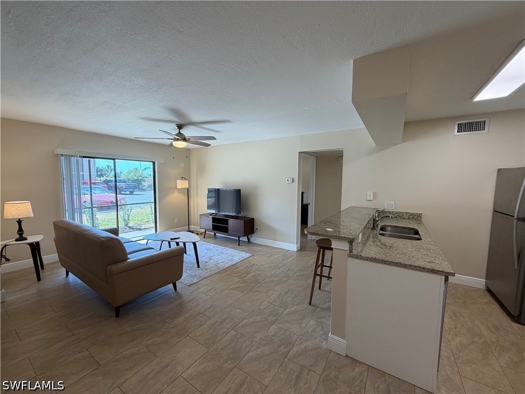 5327 Summerlin Road - Photo 4