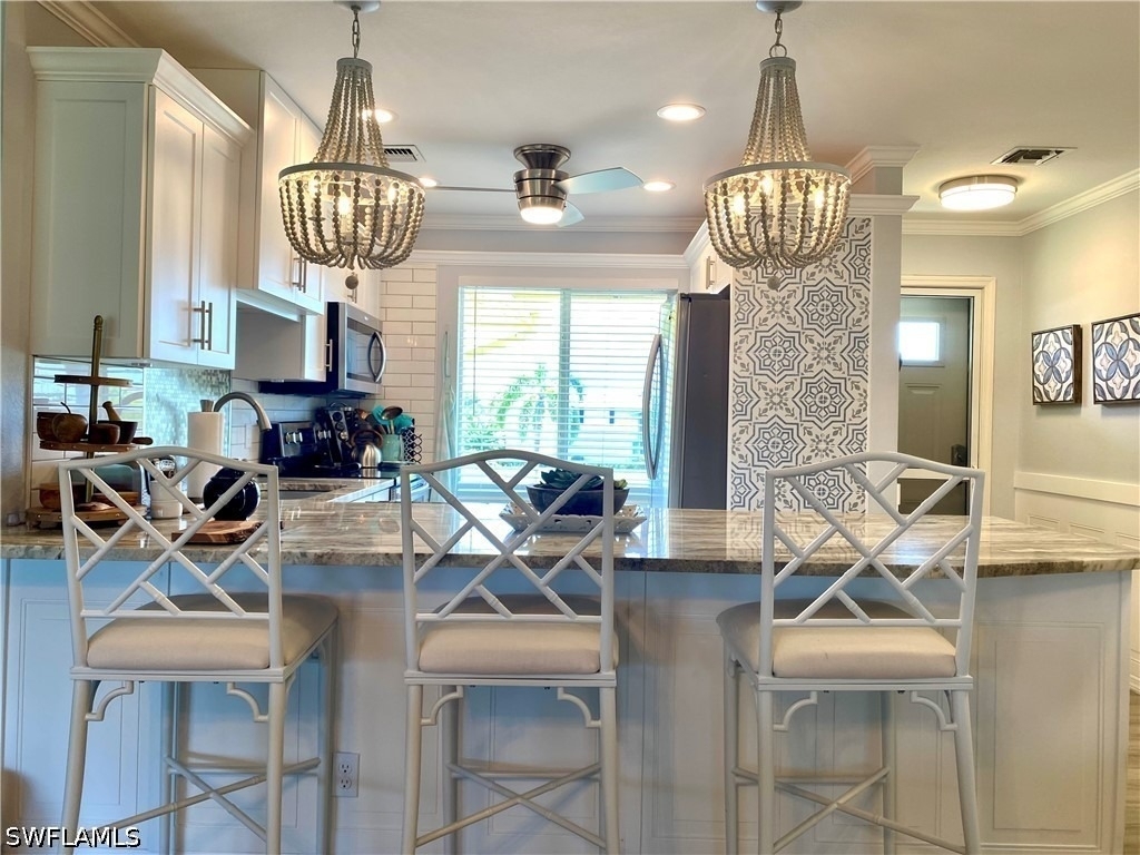 306 Palm Drive - Photo 1