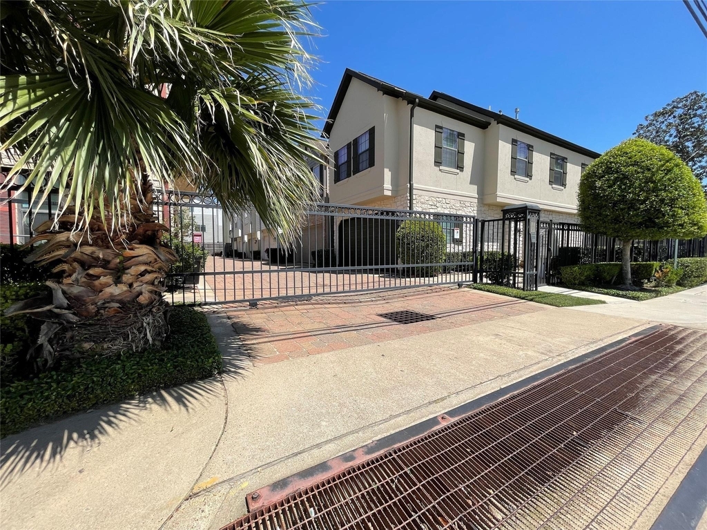 2927 Clinton Drive - Photo 26