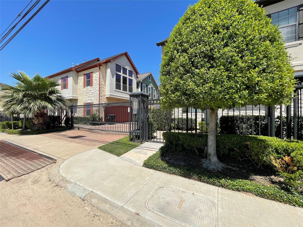2927 Clinton Drive - Photo 24