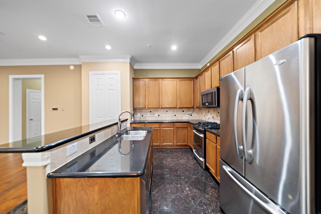 2927 Clinton Drive - Photo 7
