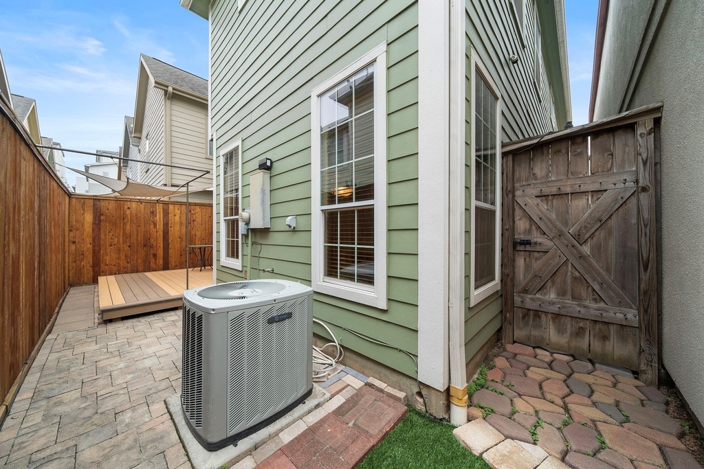 2927 Clinton Drive - Photo 18
