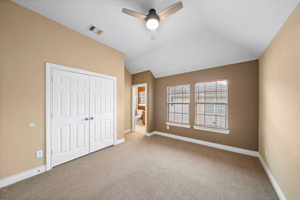 2927 Clinton Drive - Photo 10