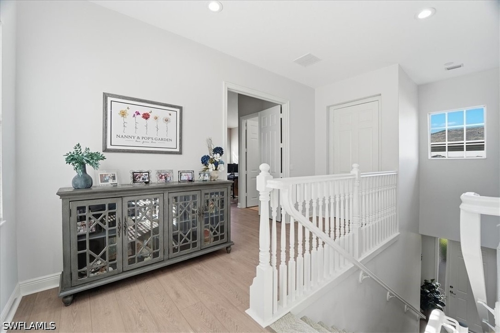 7842 Hawthorne Drive - Photo 3