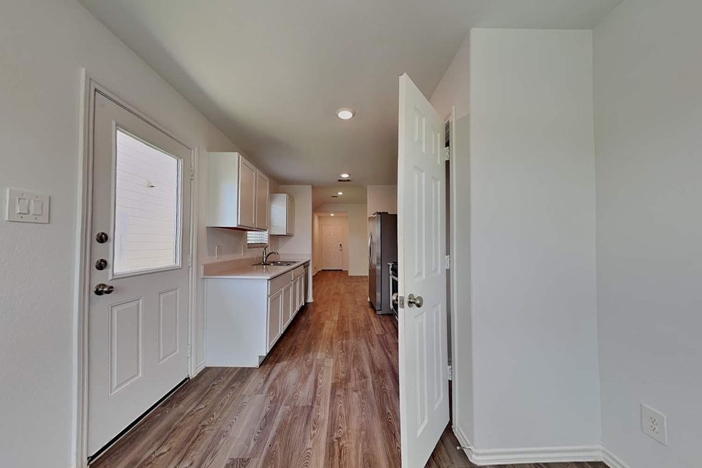 18907 Jasper Ridge Drive - Photo 3
