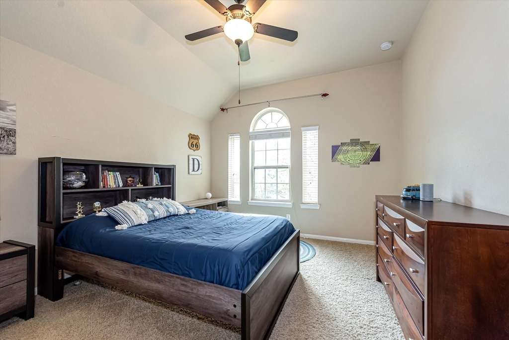 6 Camplight Court - Photo 32