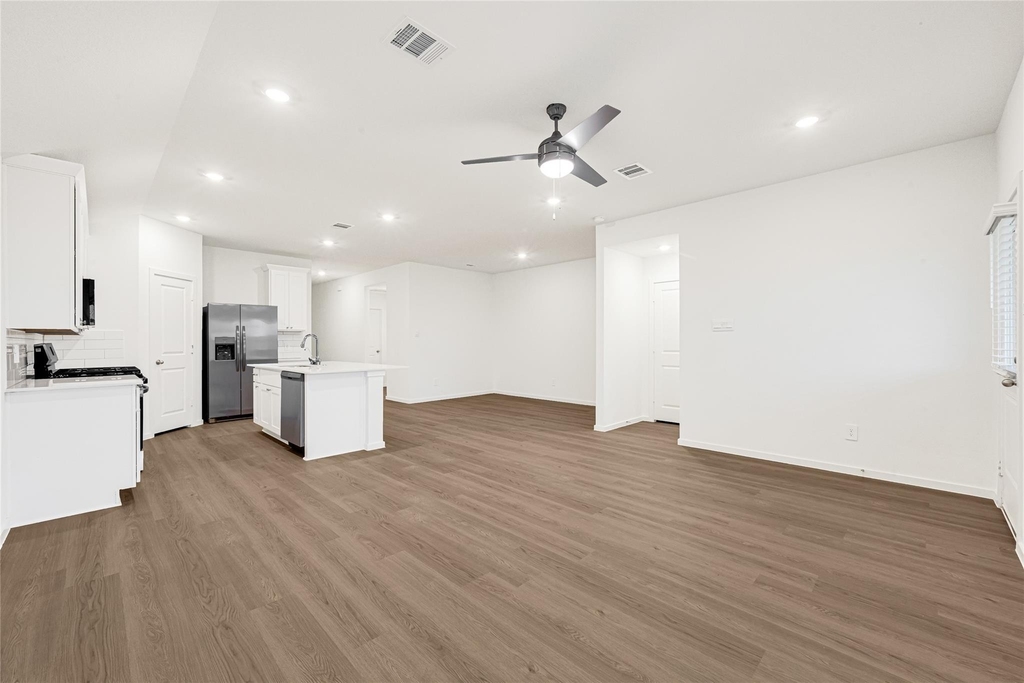 9114 Sunset Marina Way - Photo 15