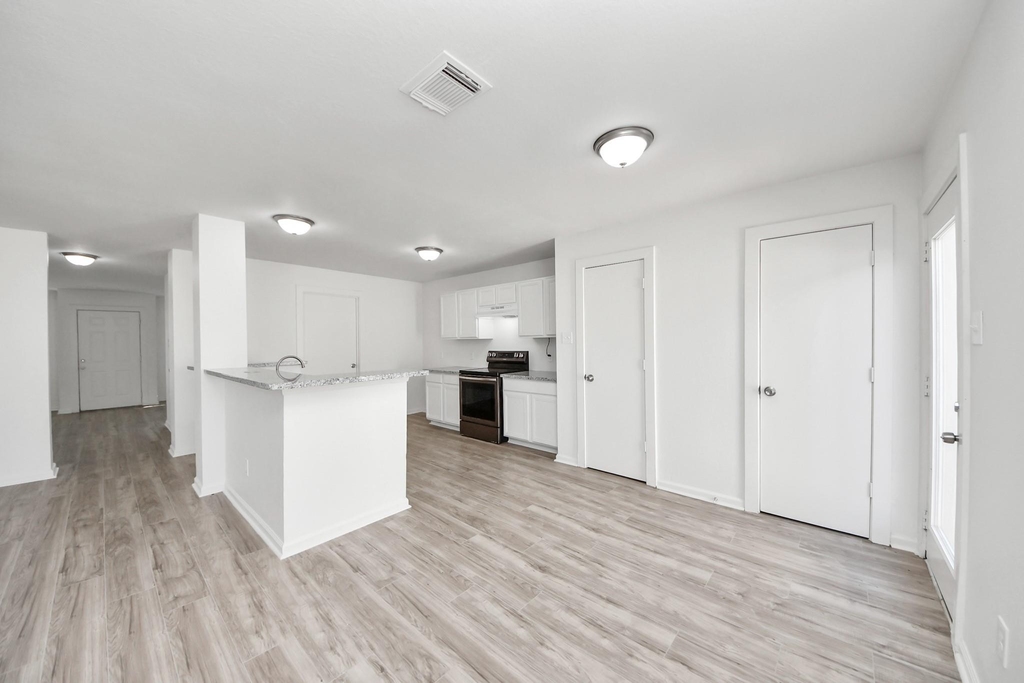20623 Patriot Park Lane - Photo 11