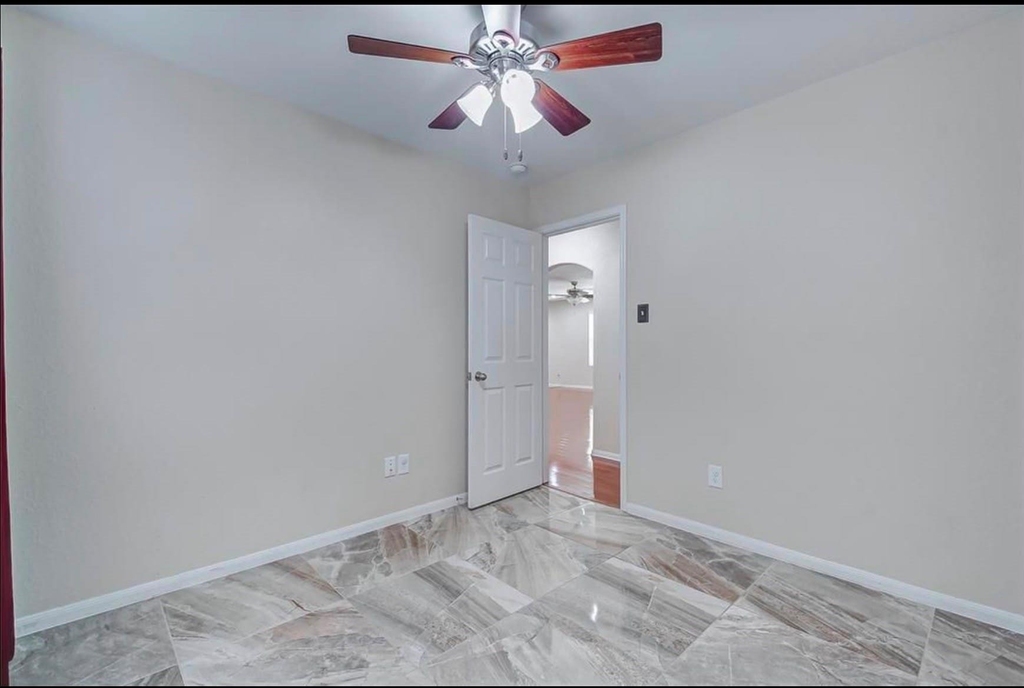 3042 Thicket Path Way - Photo 16