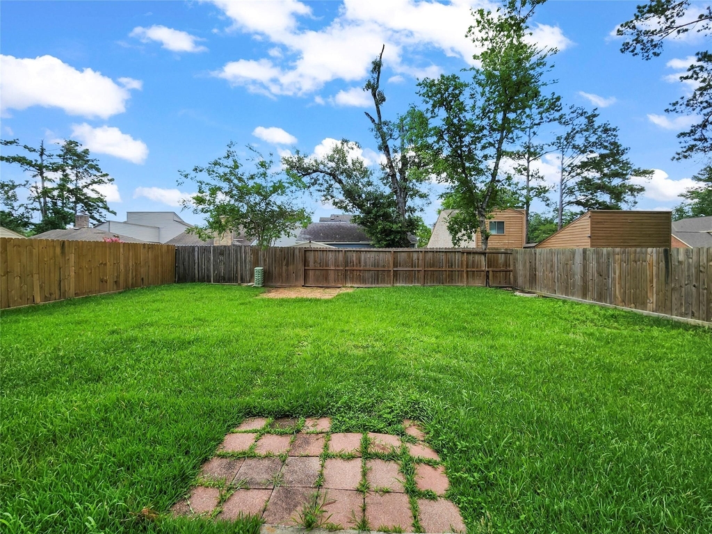 11906 Cottonwood Lane - Photo 16