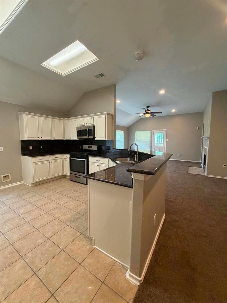 9119 Melody Park Lane - Photo 11