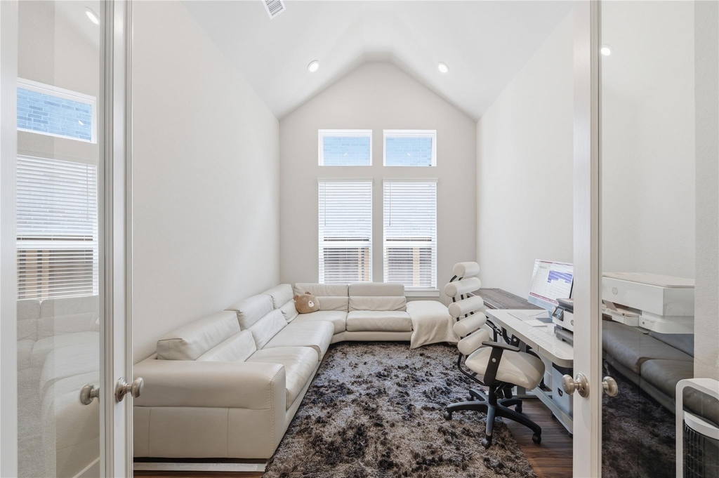 13715 Aventino Pointe Drive - Photo 15