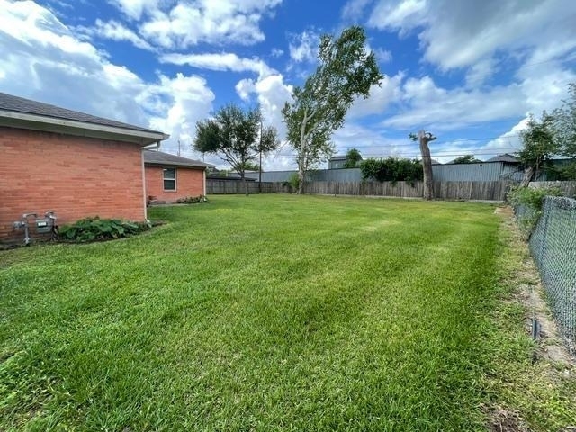 1805 Wycliffe Drive - Photo 16