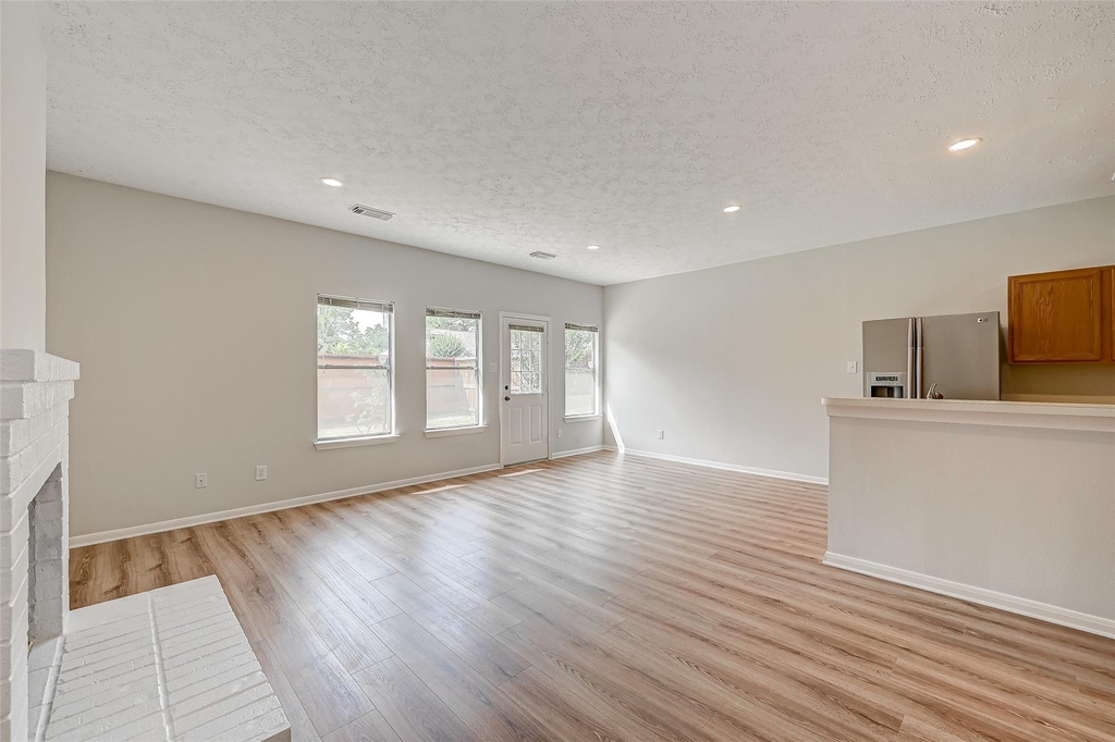 4126 Surreydon Drive - Photo 10