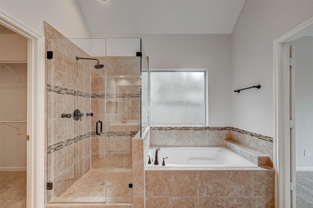 4126 Surreydon Drive - Photo 18