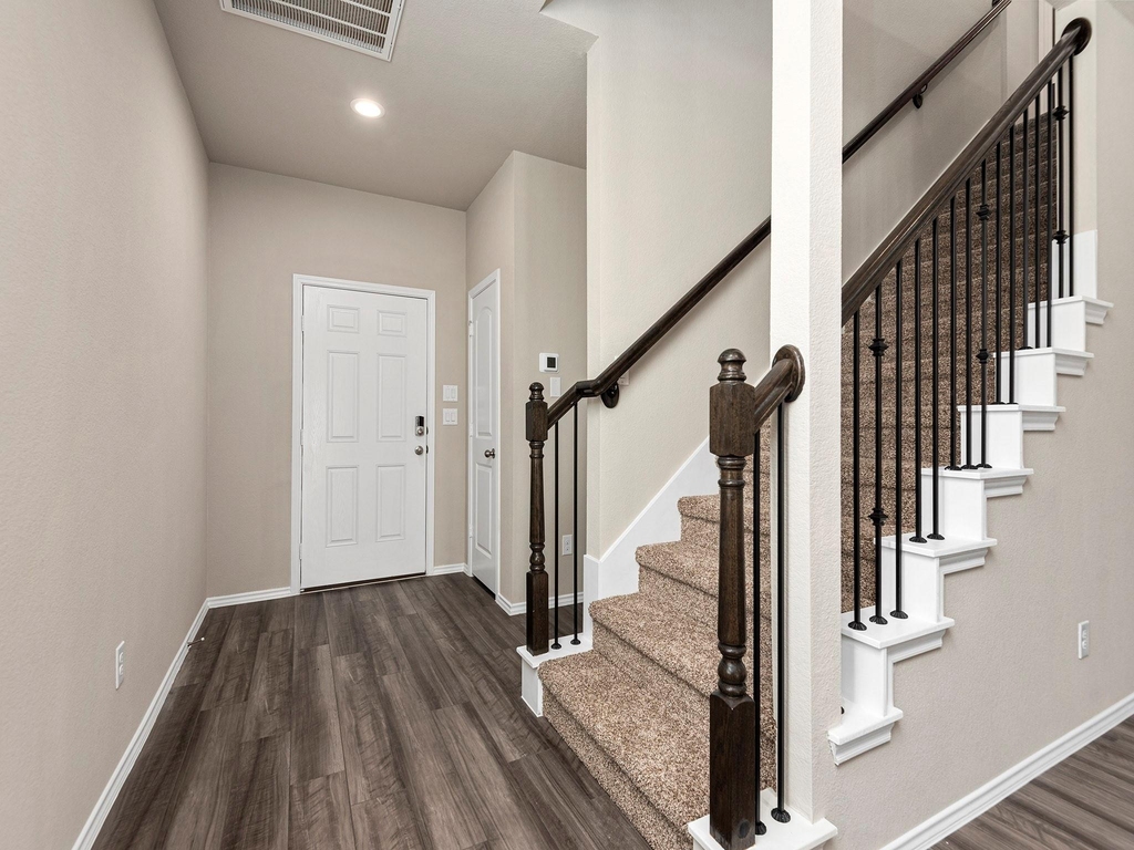 9278 Inland Leather Lane - Photo 11