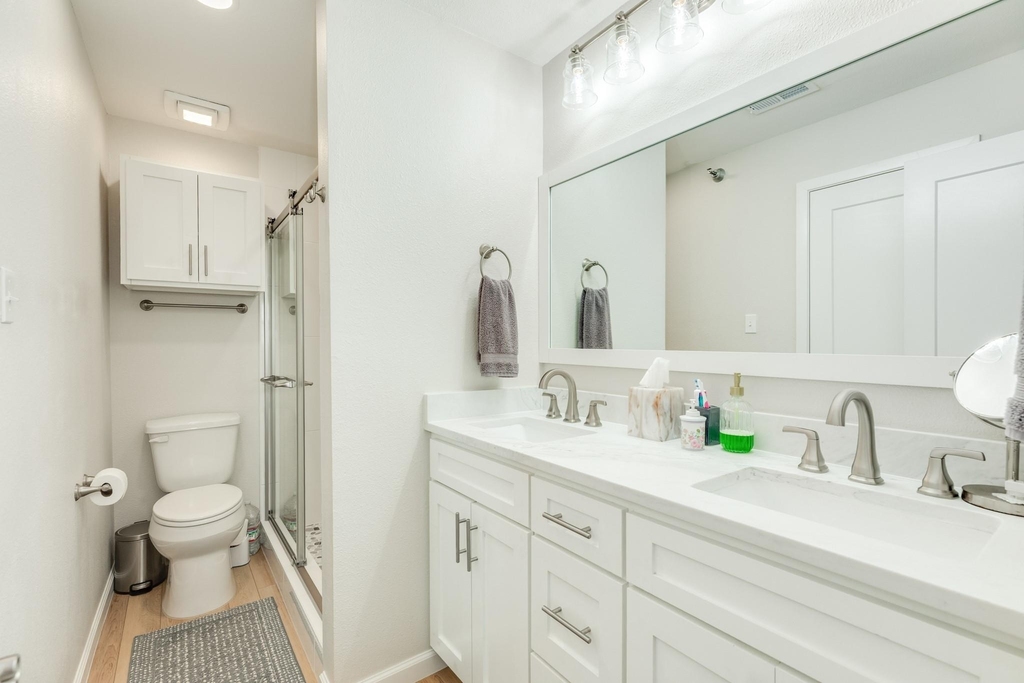 7700 Seawall Boulevard - Photo 17