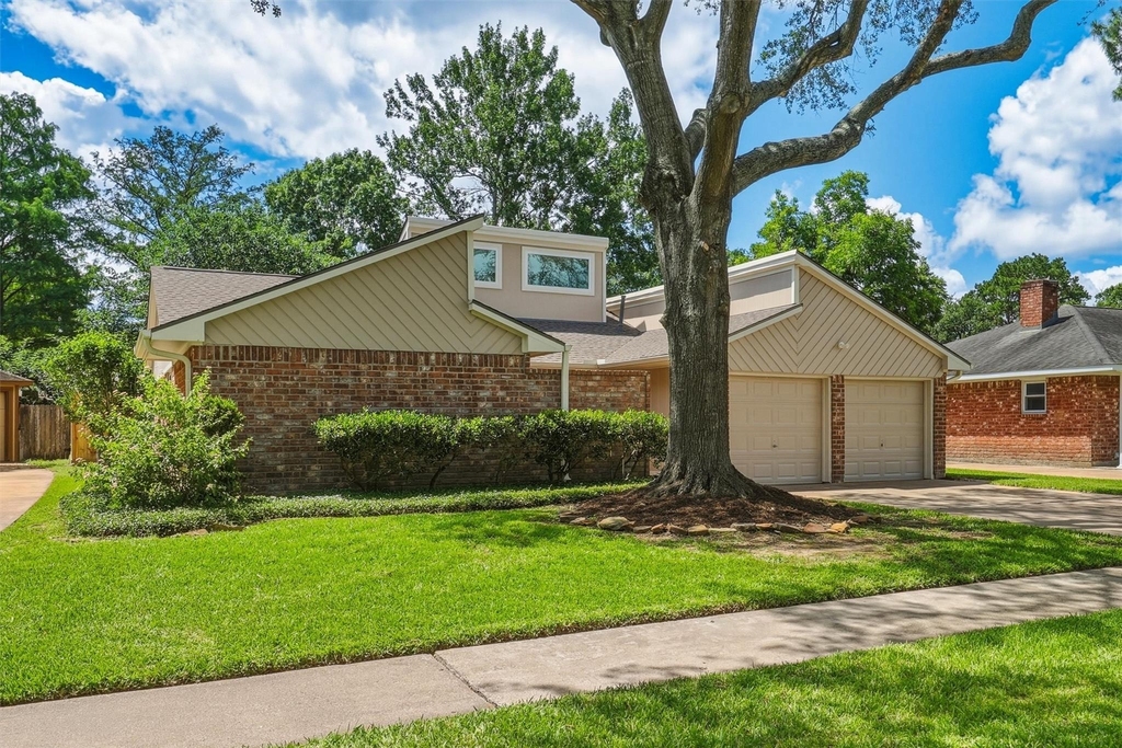22411 Waynoka Road - Photo 2