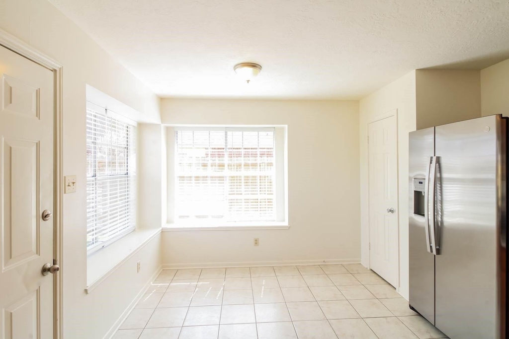 4409 Spoonbill Drive - Photo 5