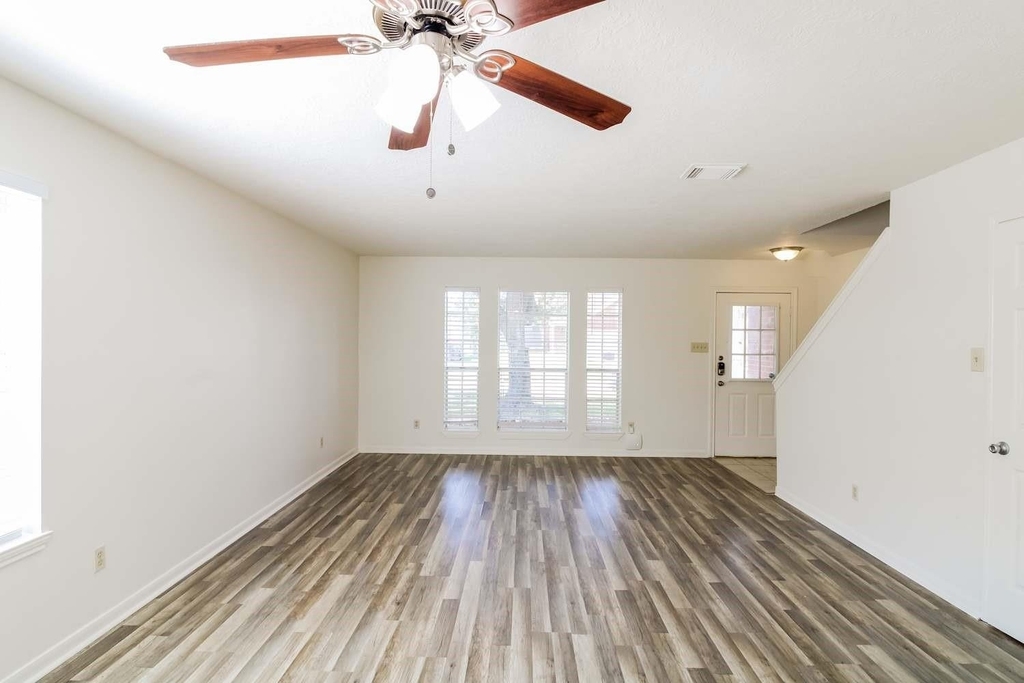 4409 Spoonbill Drive - Photo 1