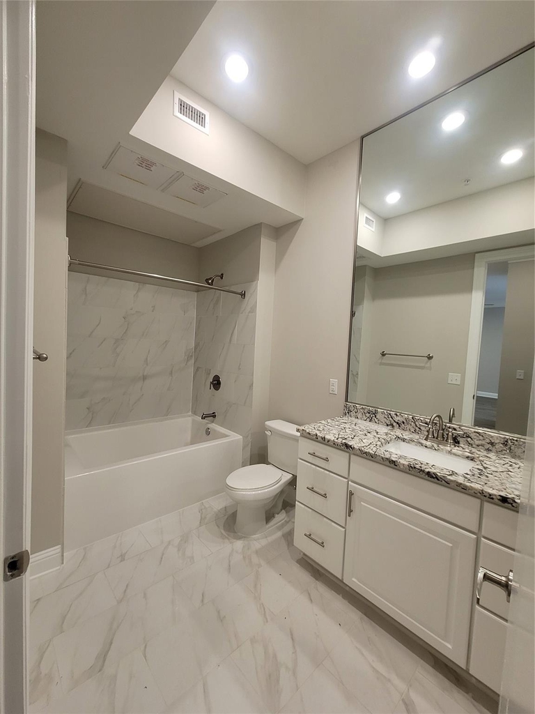 2111 Austin Street - Photo 8