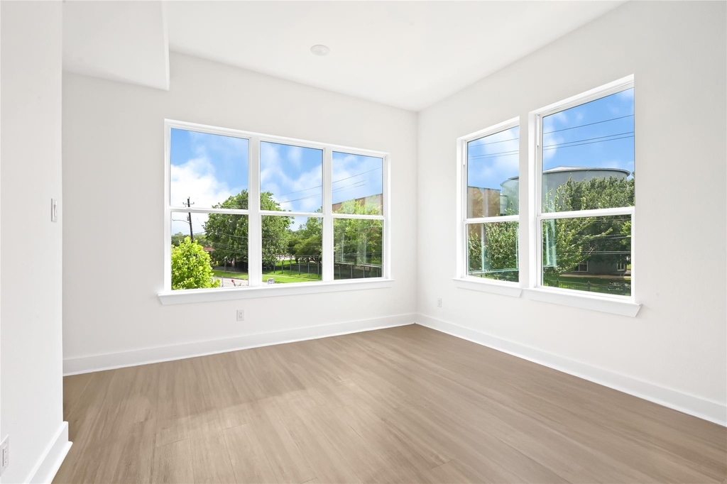 4602 Clay Street - Photo 8