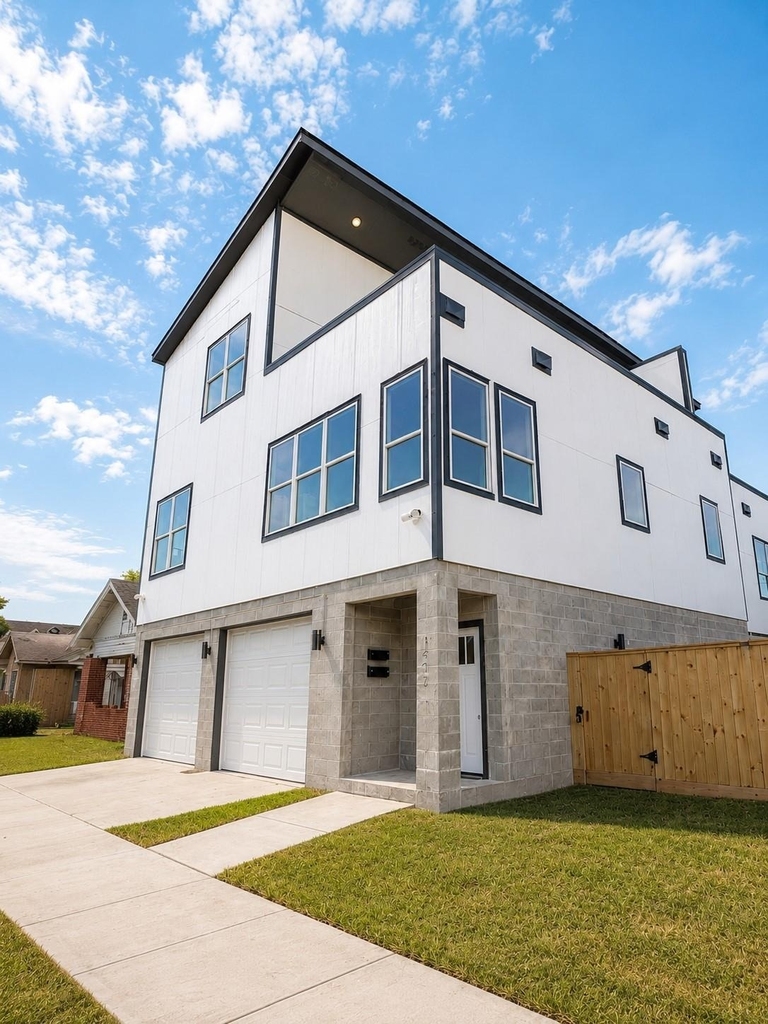 4602 Clay Street - Photo 1