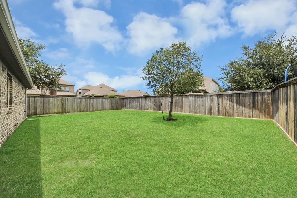 16011 Monument Hill Crossing - Photo 34