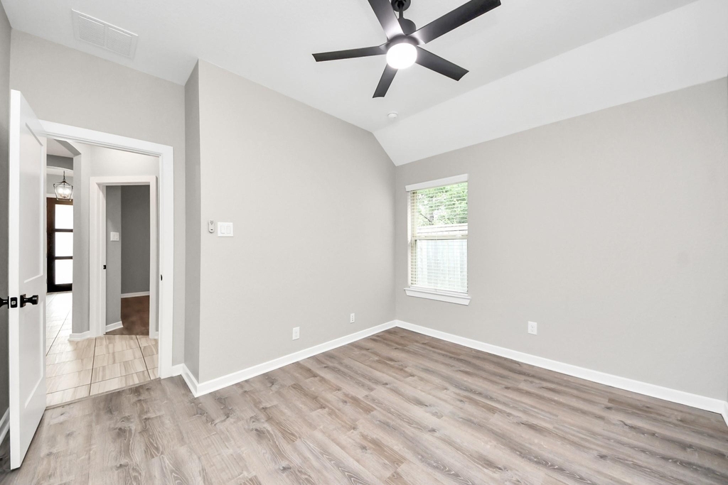 16011 Monument Hill Crossing - Photo 27