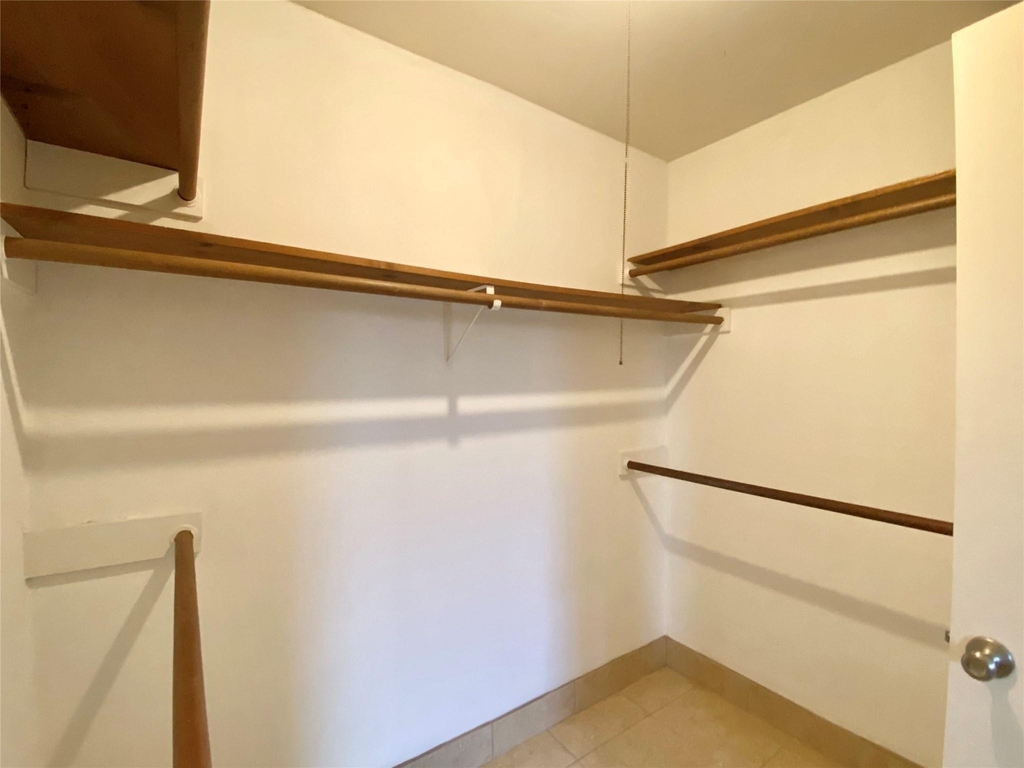 3123 Sam Houston Drive - Photo 3